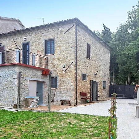 Casa Di Patrizia Holiday home Avenale