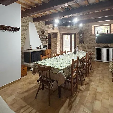 בית נופש Casa Di Patrizia Avenale